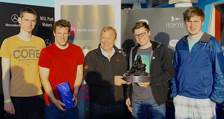 Davy's Graham Cawley (centre) with HYC's K25 Team (Kilcullen), overall winners of the 'Lambay Lady'