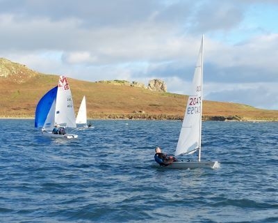 Shifting Breeze and Spring Tides Challenge Sailors in Week Four