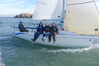 Try Racing and Sailing courses provide opportunities for budding racers and cruising enthusiasts