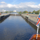 Approaching_the_first_lock._The_flag_on_the_bow_is_a_pilot_jack..jpg