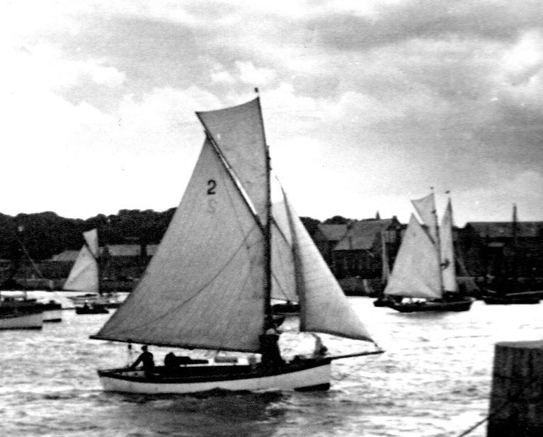 A training ship of sorts – during the engine-less time of The Emergency, the Maguire family sailed the 1893 cutter Marie as seen here at Howth Regatta 1940