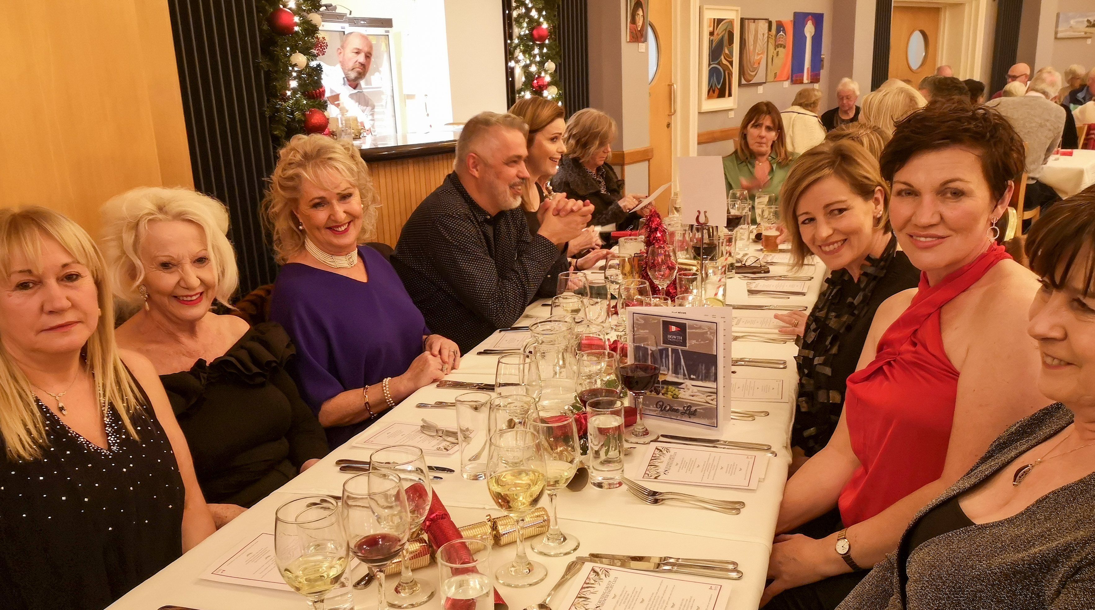 A happy table at the Cruising Group dinner