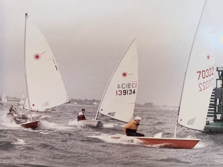 Johnny Ross Murphy leads in to the gybe at the South Rowan mark