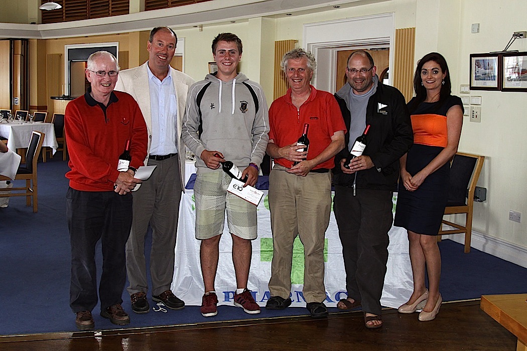 Gold Fleet winners - 'No Strings', 'Trick or Treat' and 'Harlequin' with Commodore and Charlotte O'Connor